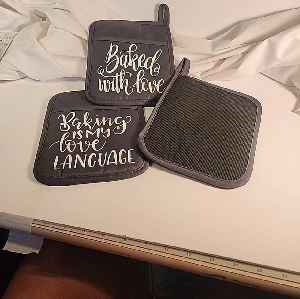 Premium Gray Cotton Pot Holders - With White Vinyl Baking Themed Sayings